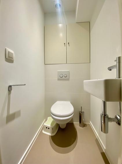 Apartament cu 3 camere decomandat în Nord-Est