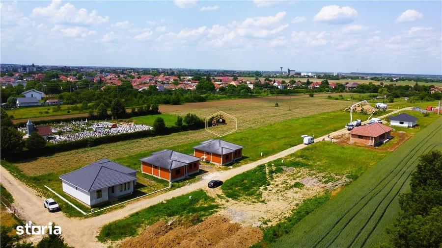 Casă cu 4 camere cu Teren 410 Mp în Bercu Roșu