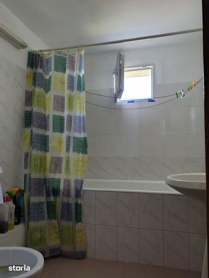Apartament cu 3 camere în Colentina