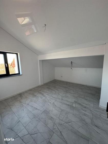 Apartament cu 4 camere în Glâmbocu