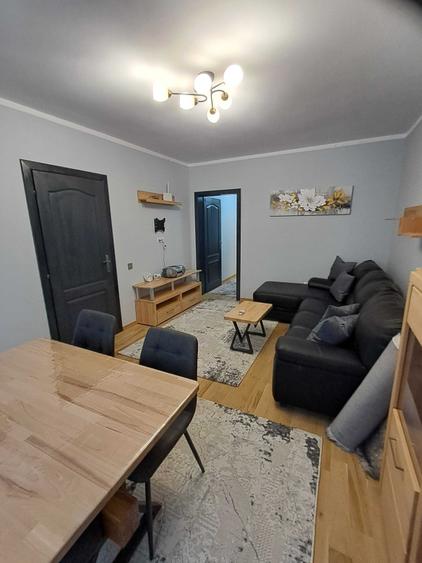 Apartament cu 2 camere semidecomandat în Ultracentral
