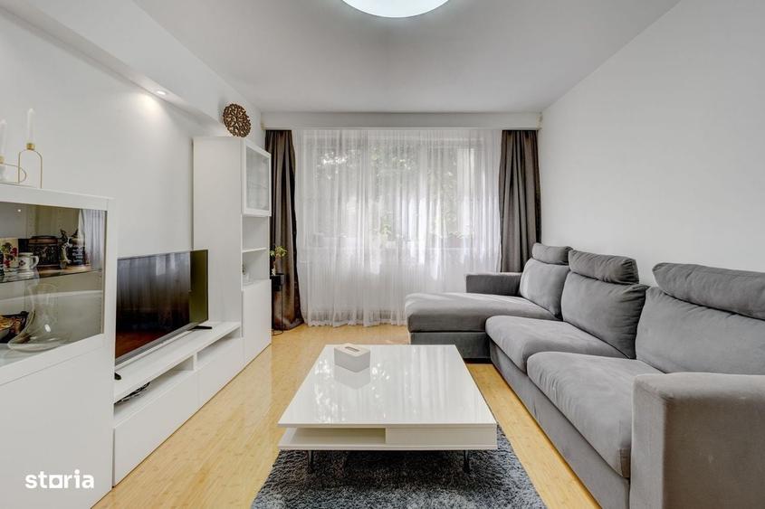 Apartament cu 4 camere decomandat în Berceni