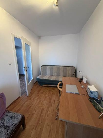 Casă cu 5 camere cu Teren 250 Mp în Central