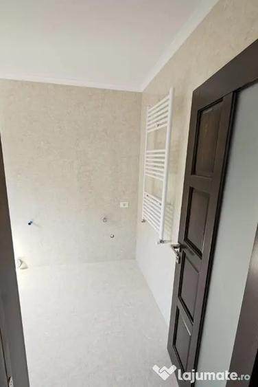 Casă cu 4 camere cu Teren 450 Mp în Burdujeni