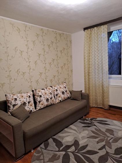 Apartament cu 2 camere semidecomandat în Gara de Nord