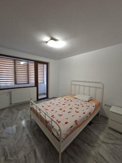 Apartament cu 2 camere semidecomandat, mobilat în Semicentral