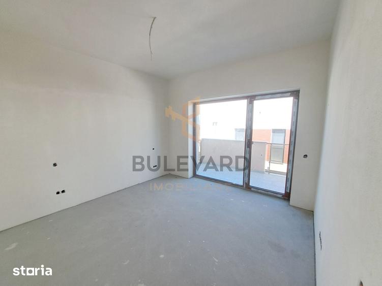 Casă cu 4 camere cu Teren 250 Mp în Florești
