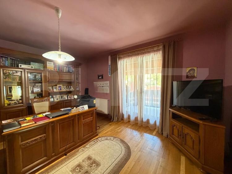 Casă individuală cu 6 camere cu Canalizare în Rupea