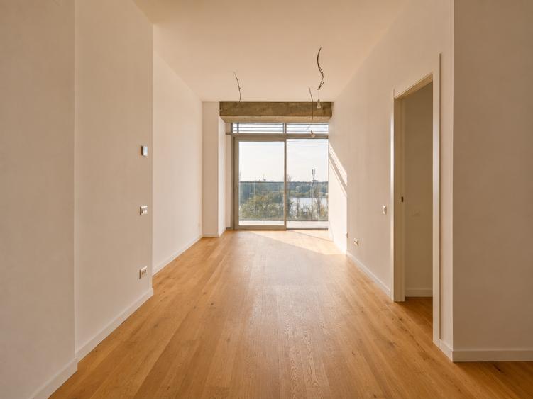 Apartament cu 2 camere decomandat în Aviației