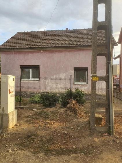 Casă cu Teren 227 Mp în Central