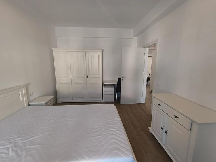 Apartament cu 3 camere, mobilat în Kamsas
