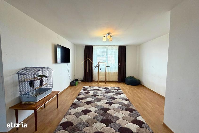 Casă cu 3 camere cu Teren 689 Mp în Criș