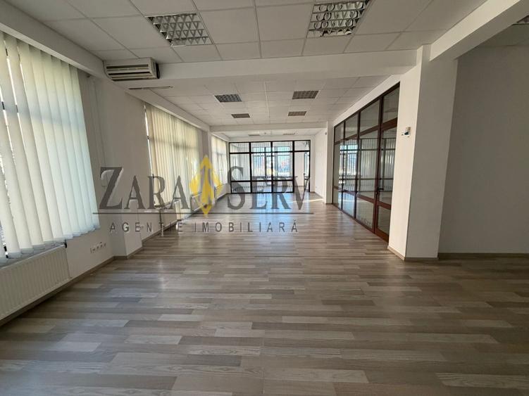 Birou, de 175 mp, în Central