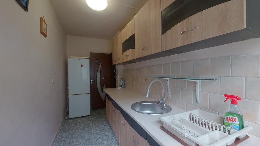 Apartament cu 2 camere decomandat în Cantemir