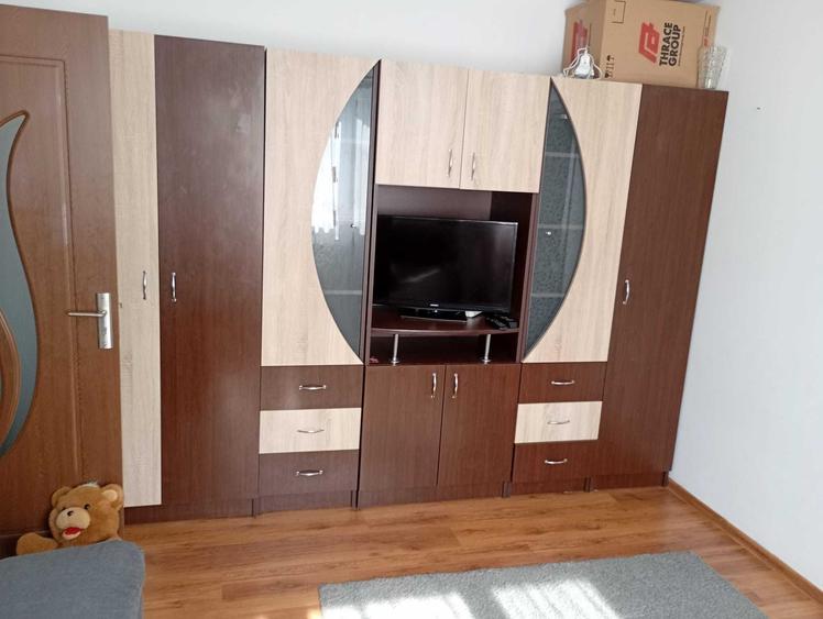 Apartament cu 2 camere nedecomandat în Central