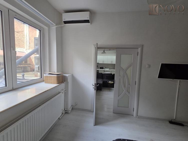 Apartament cu 2 camere semidecomandat, mobilat în P-ța Romană
