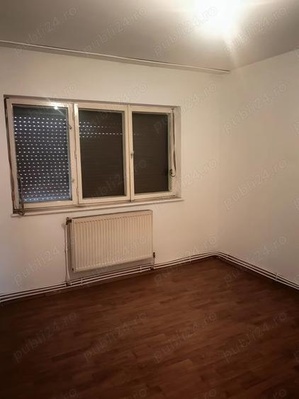 Apartament cu 2 camere decomandat în Republicii