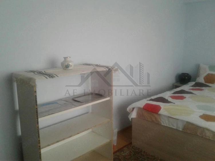 Apartament cu 3 camere decomandat în Filiași
