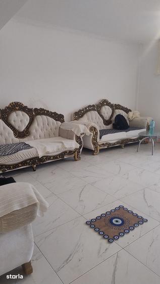 Casă cu 5 camere cu Teren 250 Mp în Năvodari