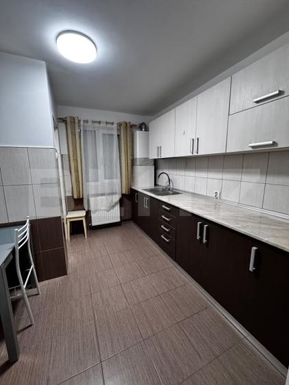 Apartament cu 3 camere decomandat, mobilat în Câmpia Turzii