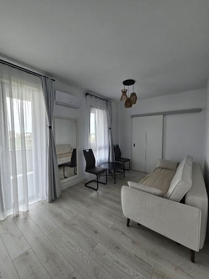 Apartament cu 2 camere semidecomandat, mobilat în Torontalului