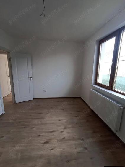 Casă cu Teren 440 Mp în Central