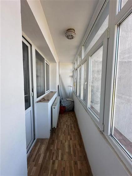 Apartament 2 camere de inchiriat, semidecomandat, etaj intermediar - Podu Ros - 12
