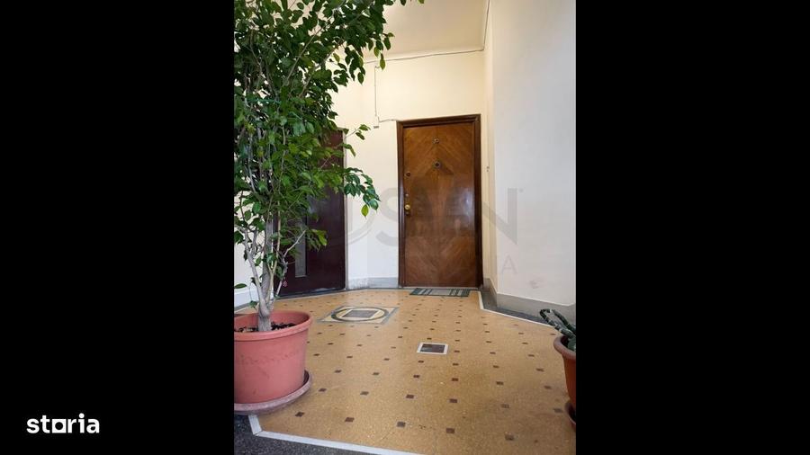 Apartament cu 3 camere în Romană