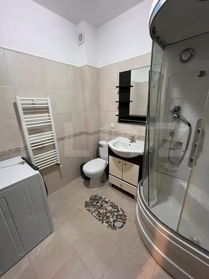 Garsonieră decomandată, mobilată în Bucium