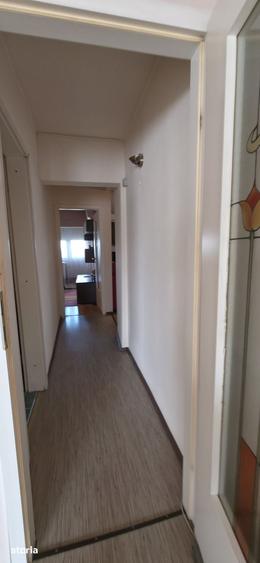 Apartament cu 2 camere decomandat în Est