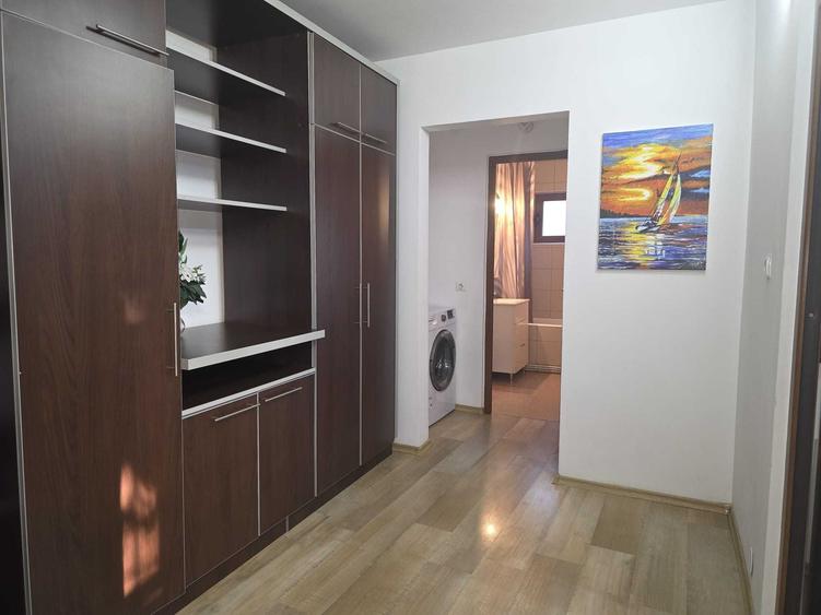 Apartament cu 2 camere decomandat în Popa Șapcă