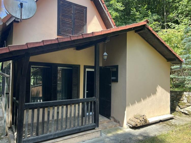 Casă cu 2 camere în Muntele Rece