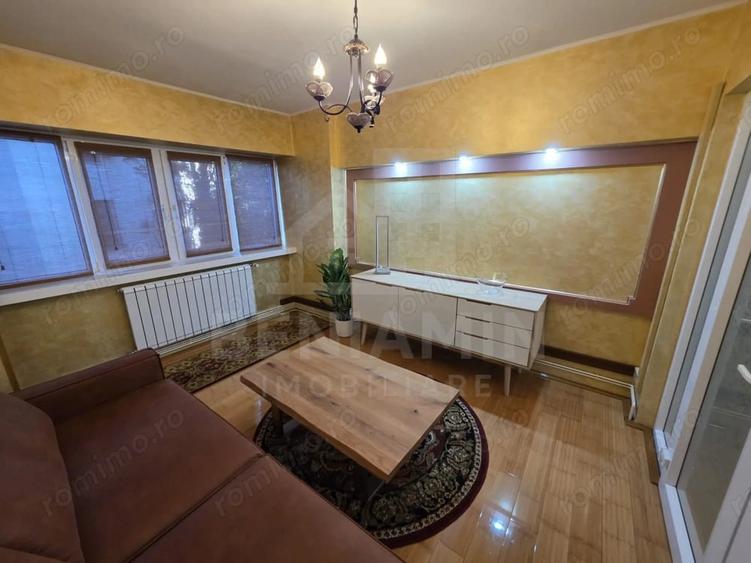 Apartament cu 4 camere semidecomandat în Ultracentral