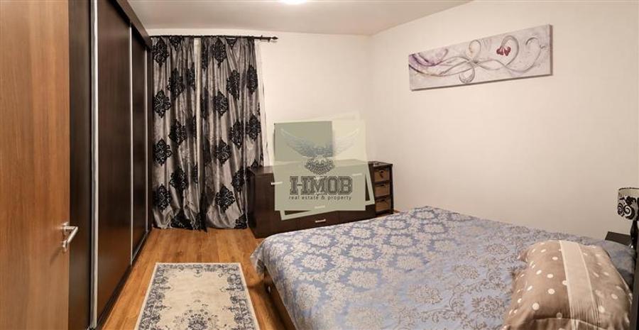 Apartament cu 3 camere semidecomandat, mobilat în Turnișor