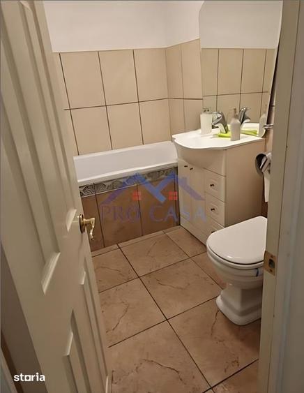 Apartament cu 3 camere decomandat în Tolstoi