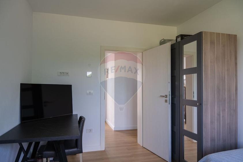 Casă individuală cu 4 camere cu Teren 680 Mp în Ciugud