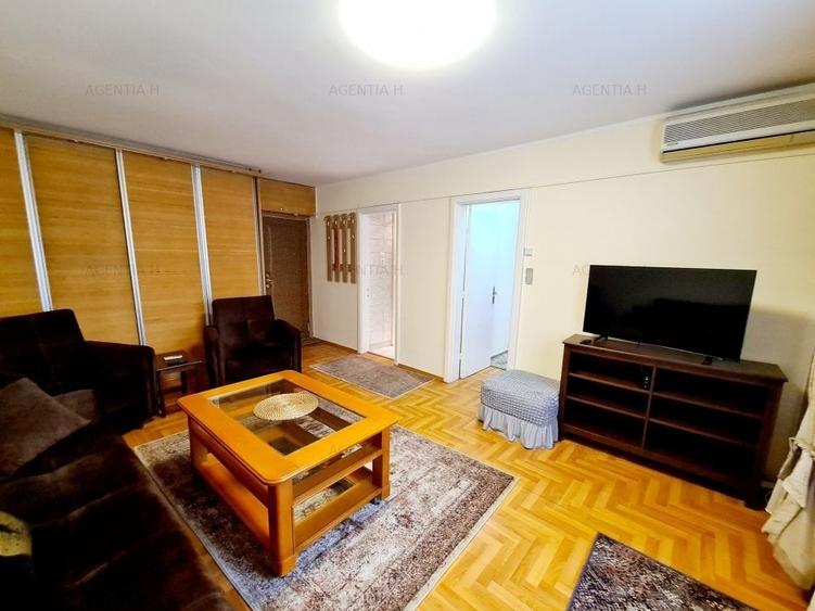 Apartament cu 2 camere semidecomandat în Sala Palatului