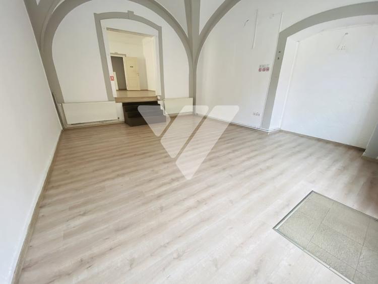 Spatiu comercial de închiriat 75 mp zona Centrala Sibiu - 1
