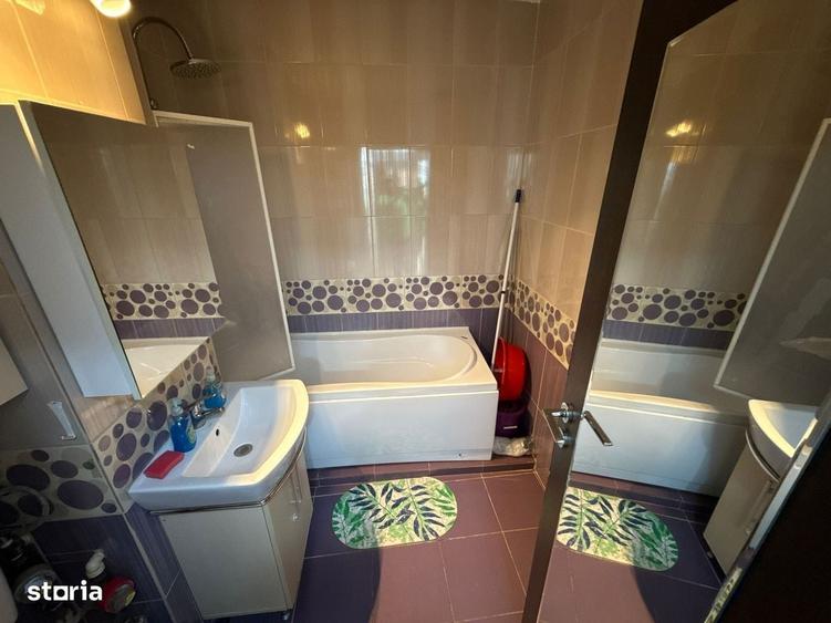 Apartament cu 3 camere decomandat în Decebal