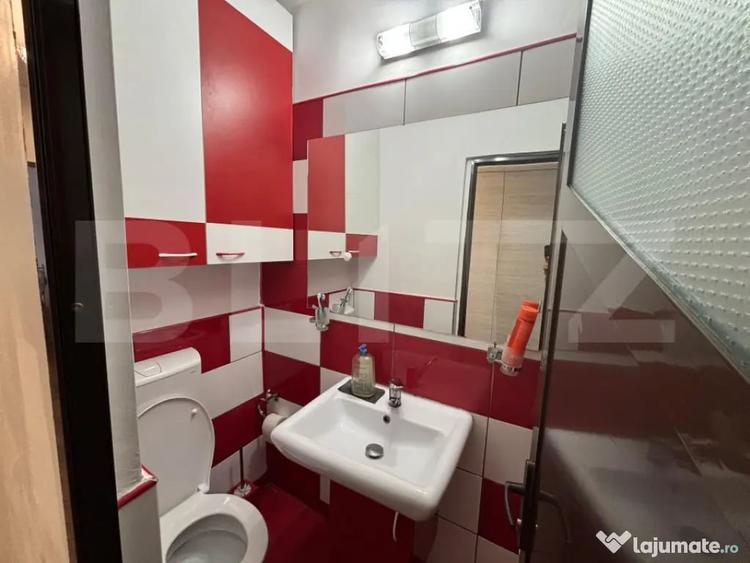 Apartament cu 3 camere decomandat, mobilat în Cetate