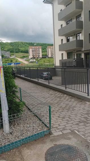 Apartament cu 2 camere decomandat în Florești