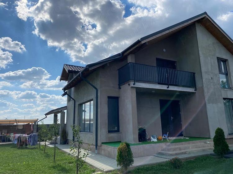 Vand casa P+1E, + 1 lot teren pentru construc?ie. Total teren 1000 mp. - 4