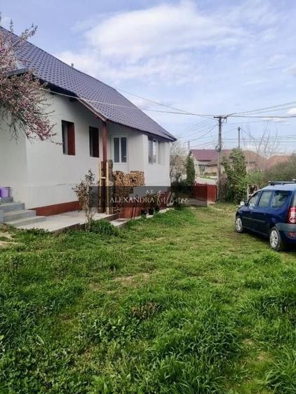 Casă individuală cu 4 camere cu Canalizare în Sânmihaiu Almașului