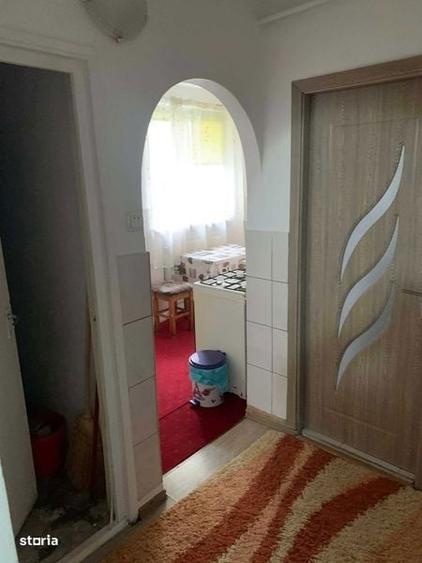 Inchiriez Apartament cu 1 camera in zona blocurilor RomGaz 40mp - 6