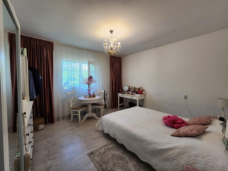 Casă individuală cu 3 camere cu Teren 360 Mp în Lunca Cetățuii