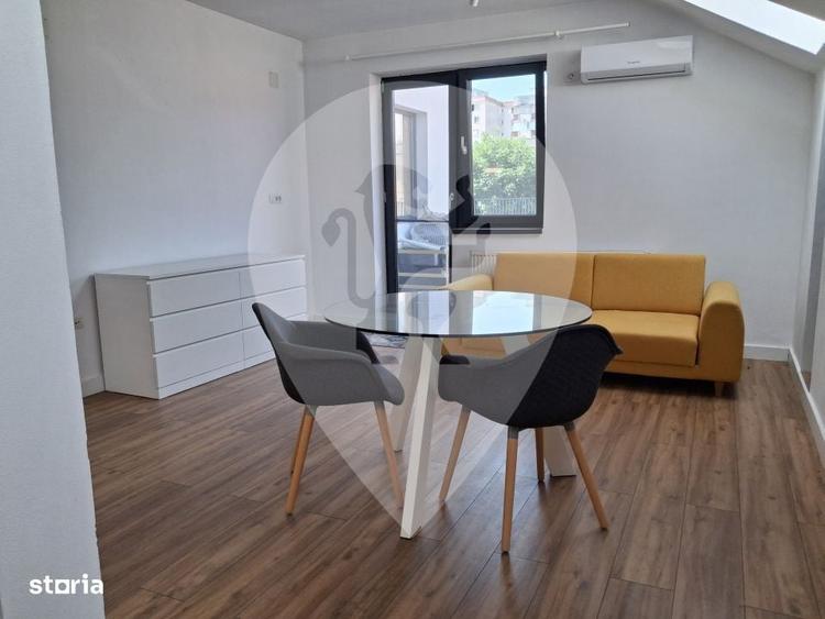 Apartament cu 3 camere în Florilor