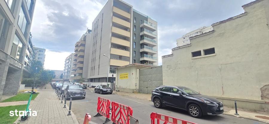 Spațiu comercial, de 1,040 mp, în Titulescu