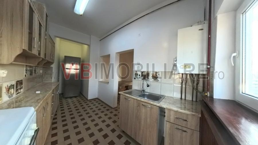 Apartament cu 2 camere decomandat în Romană