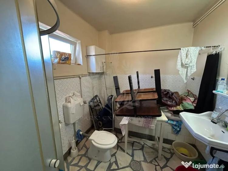 Casă cu 3 camere cu Teren 580 Mp în Central