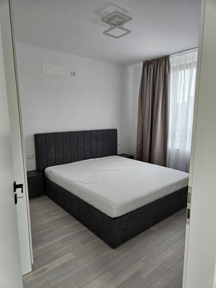 Apartament cu 2 camere semidecomandat în Dumbrăvița